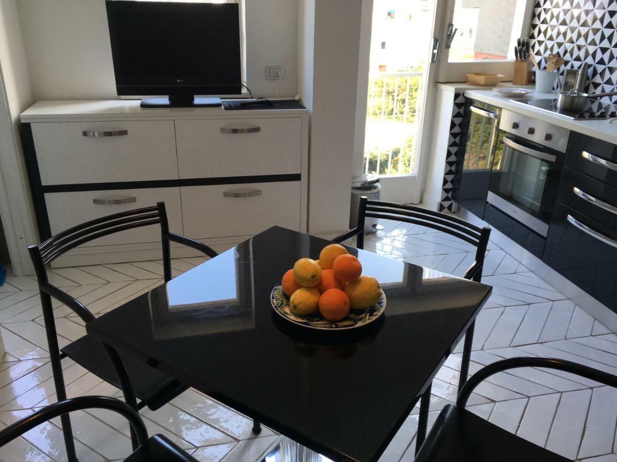 Lory House Sorrento Apartment Luaran gambar